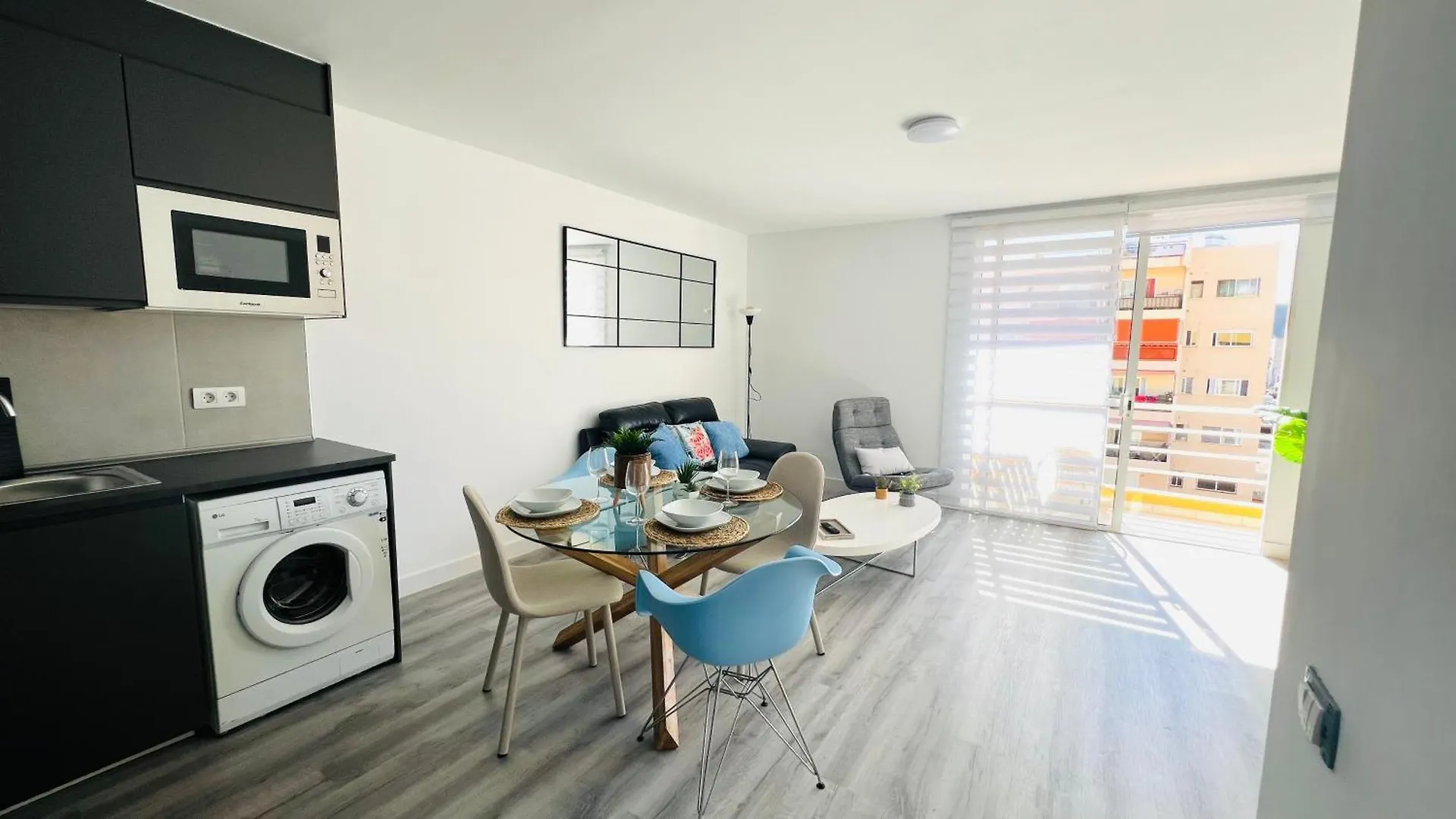 Linares - Playa De Los Cristianos 2 Bed 0*, Los Cristianos (Tenerife) Spanien