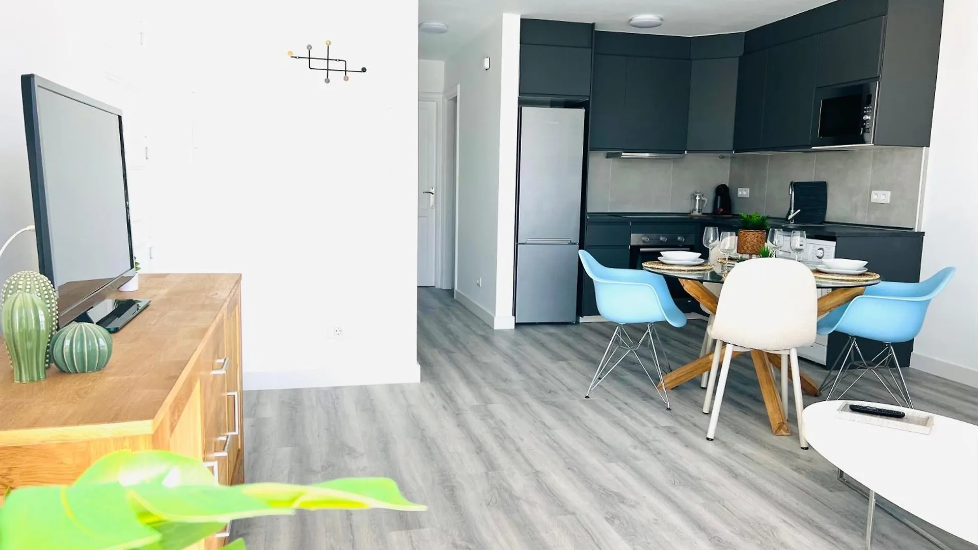 Linares - Playa De Los Cristianos 2 Bed Los Cristianos (Tenerife)