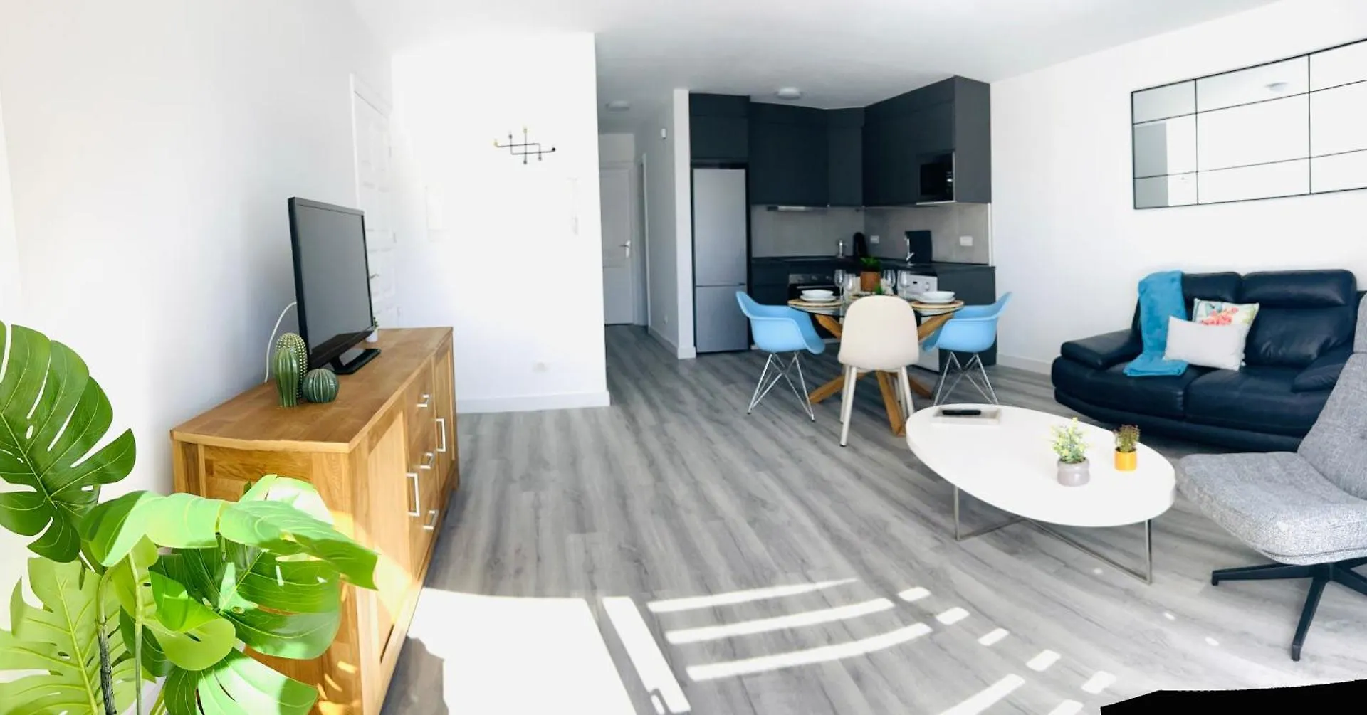 Linares - Playa De Los Cristianos 2 Bed 0*, Los Cristianos (Tenerife) Spanien