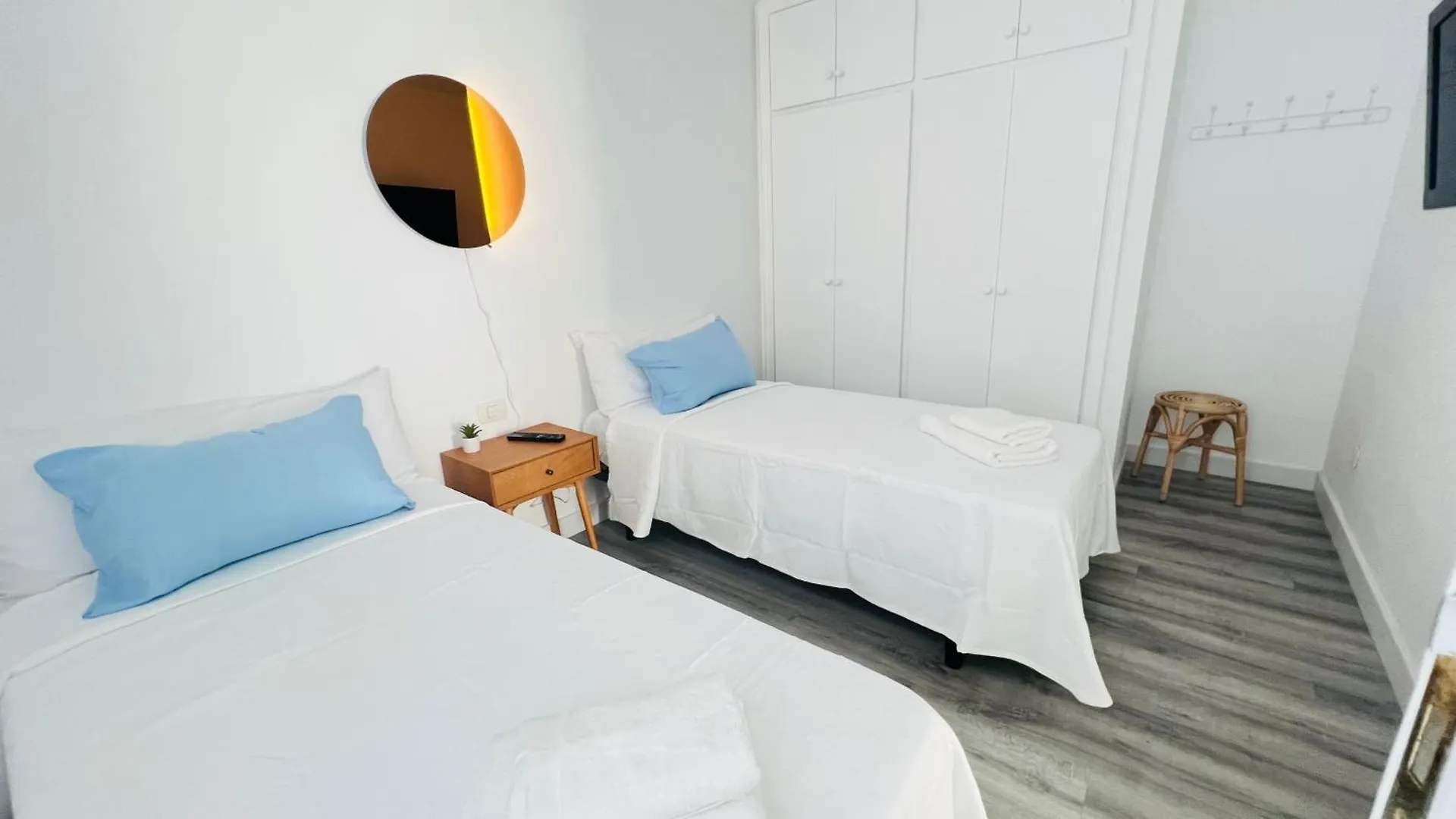 Linares - Playa De Los Cristianos 2 Bed 0*, Los Cristianos (Tenerife)