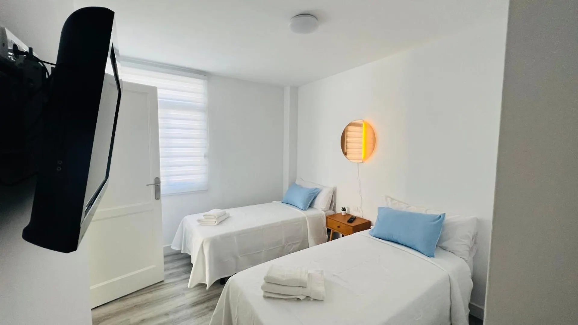 Linares - Playa De Los Cristianos 2 Bed Apartment